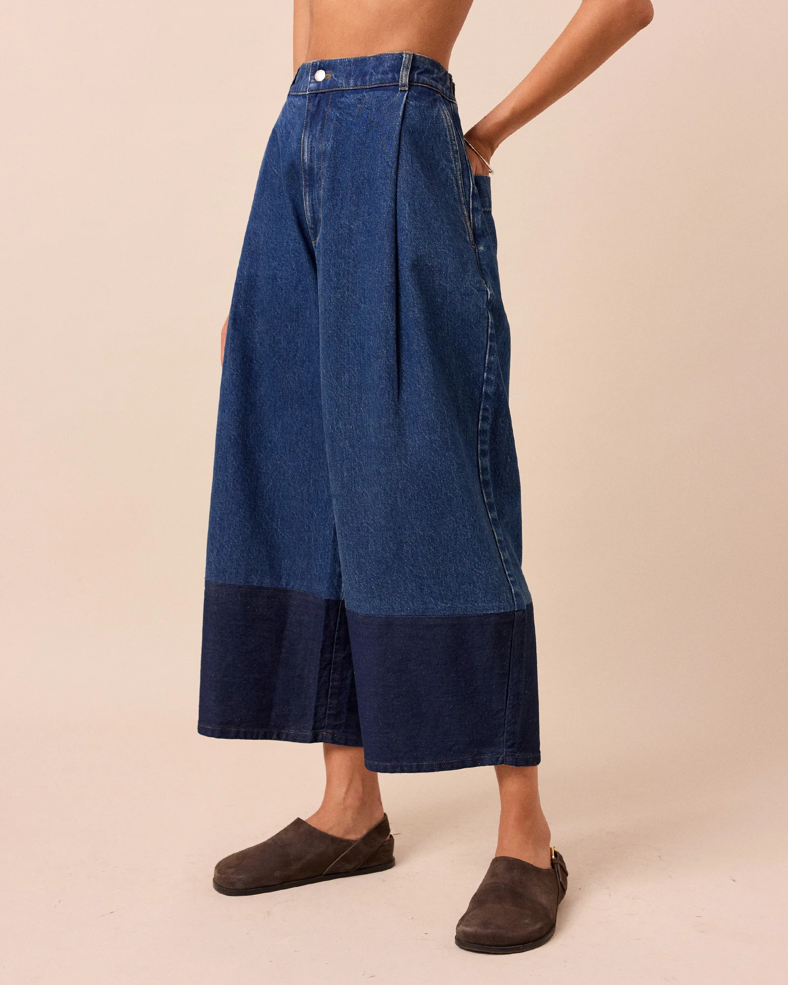 Blair Mid Blue Contrast Hem Denim Jeans - Image 2