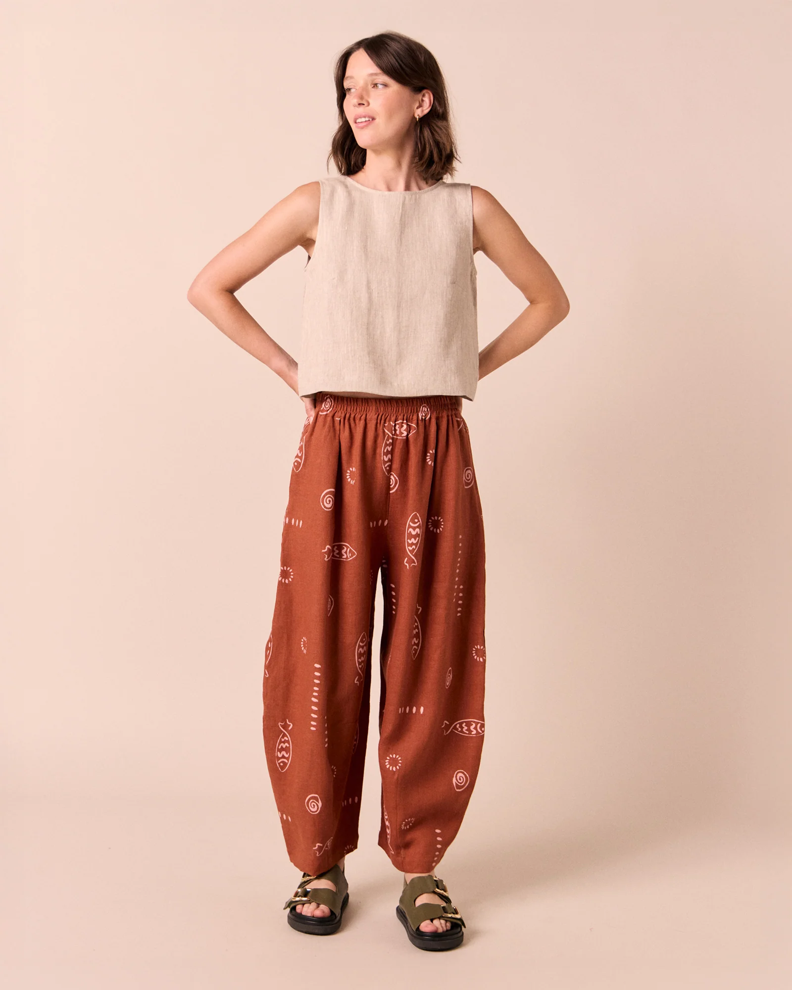 Trousers / NEW
