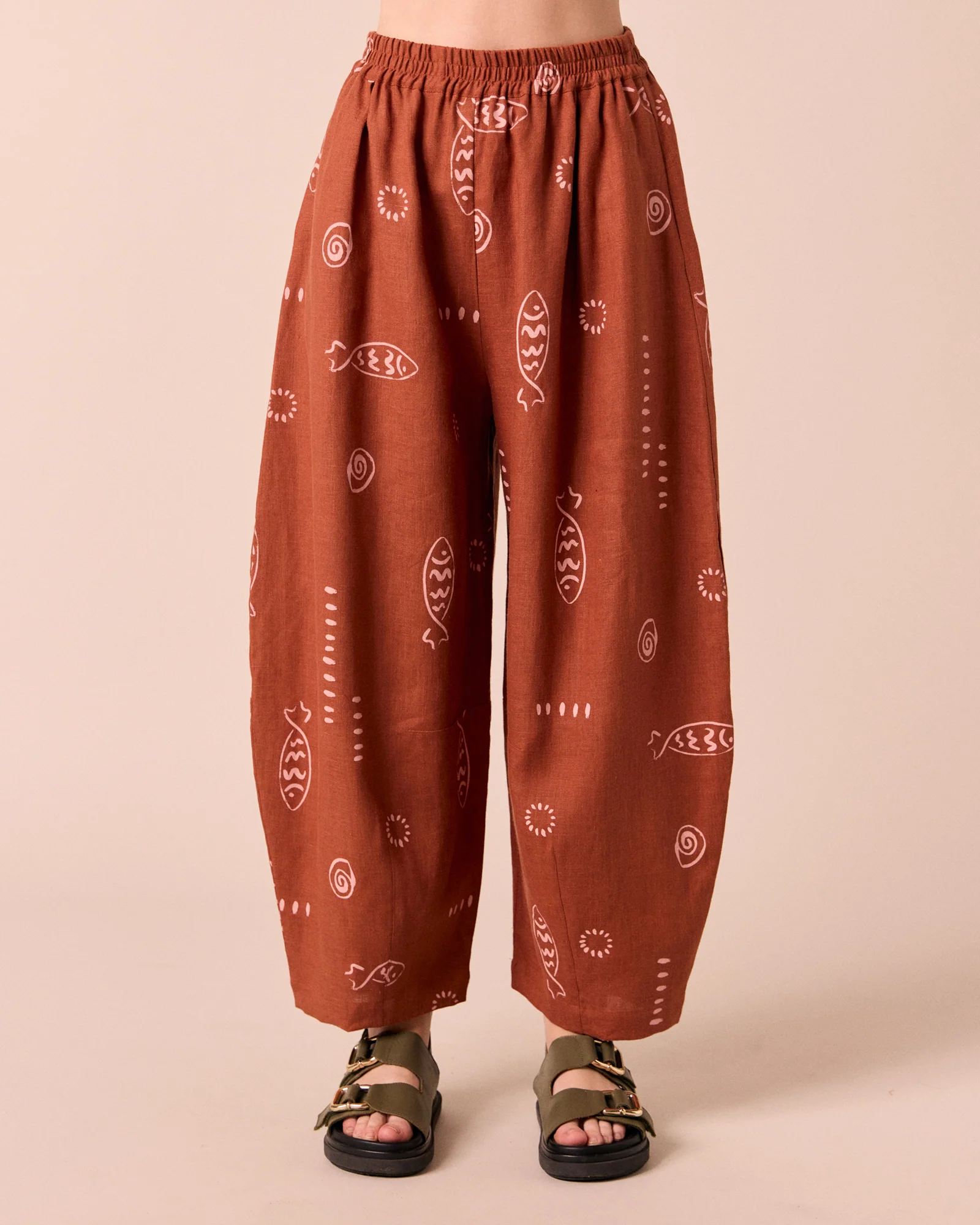 Daisy Beachcomber Print Linen Trousers - Image 3