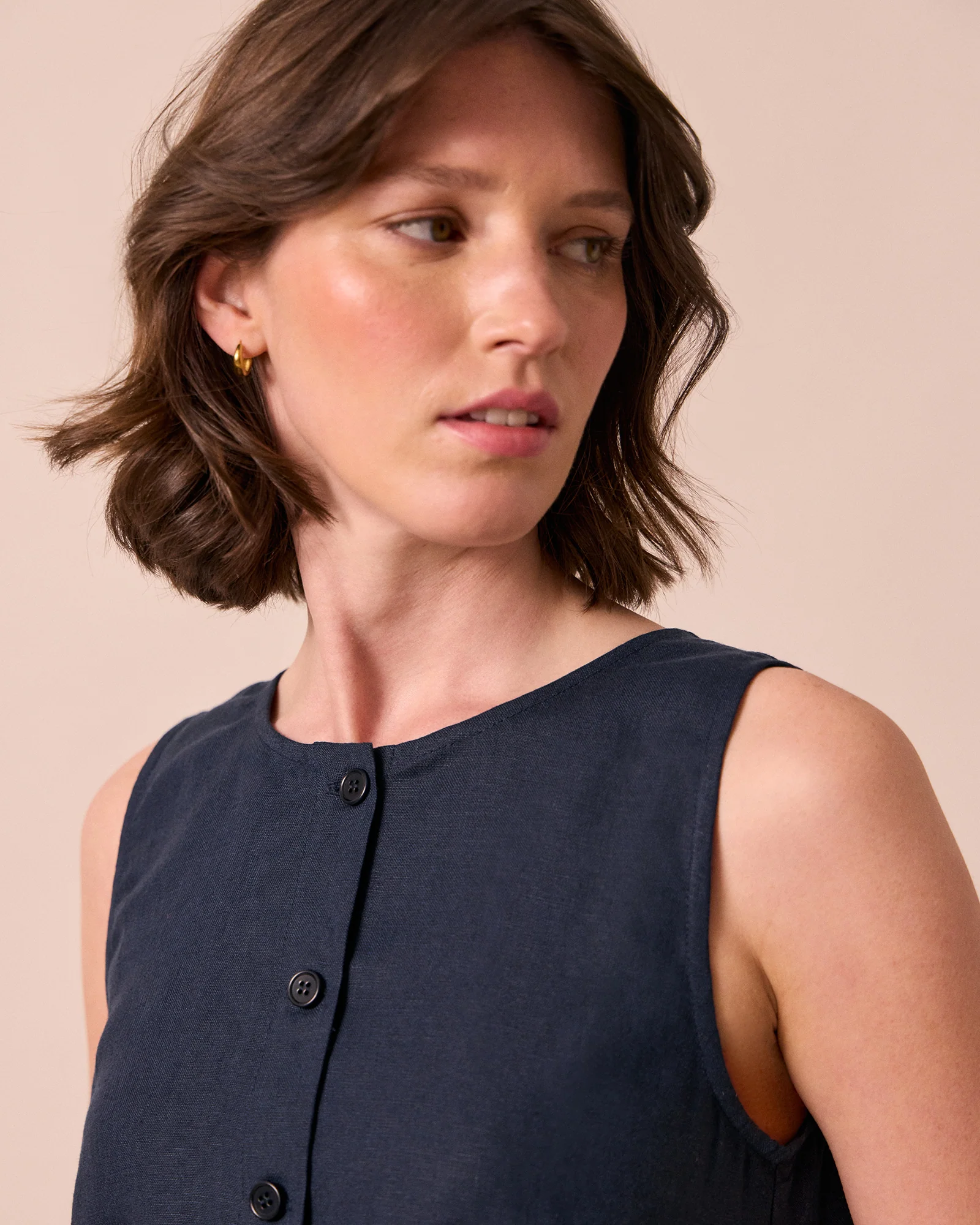 Elodie Navy Linen Top - Image 5
