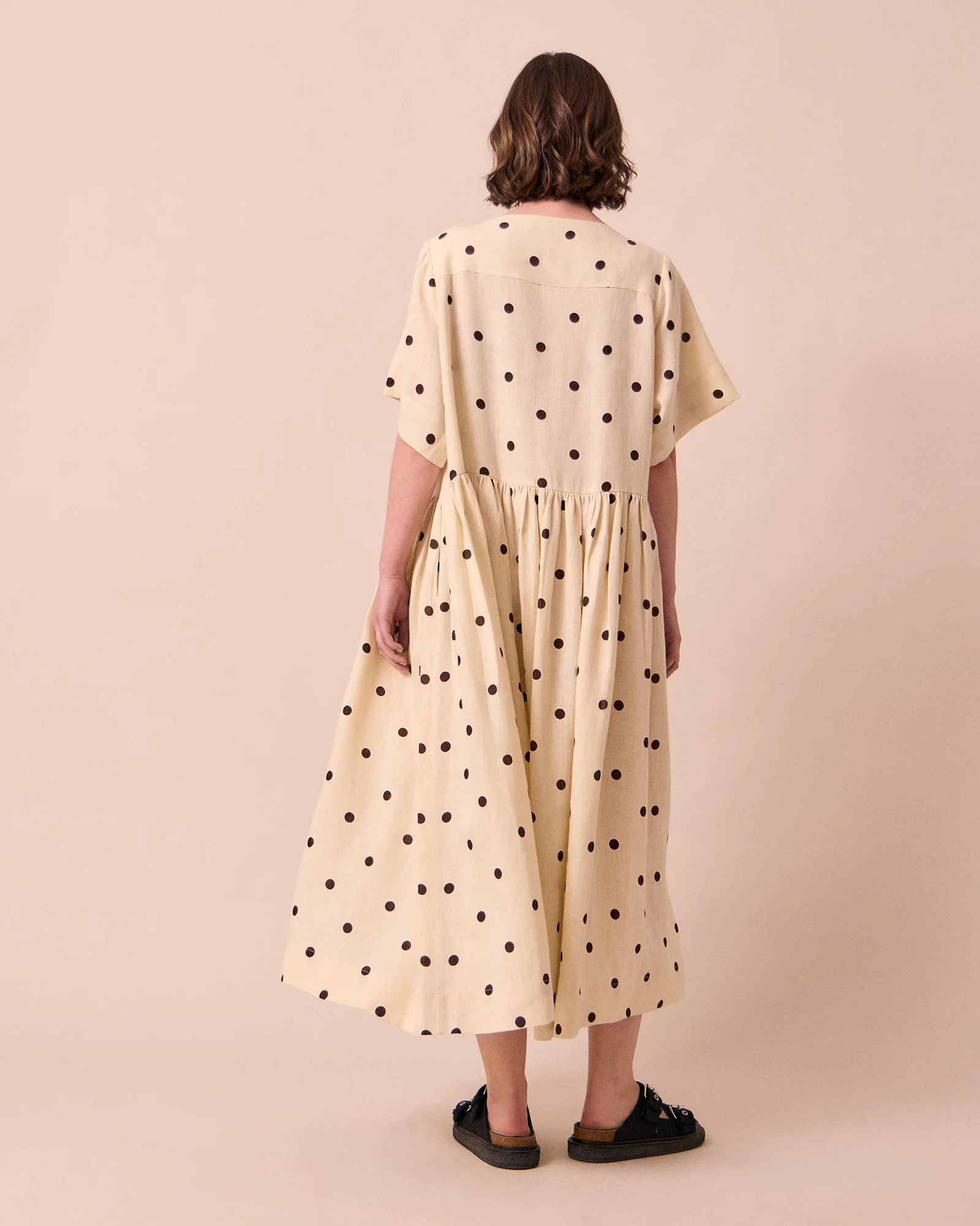 Harper Bone Spot Print Linen Dress - Image 4
