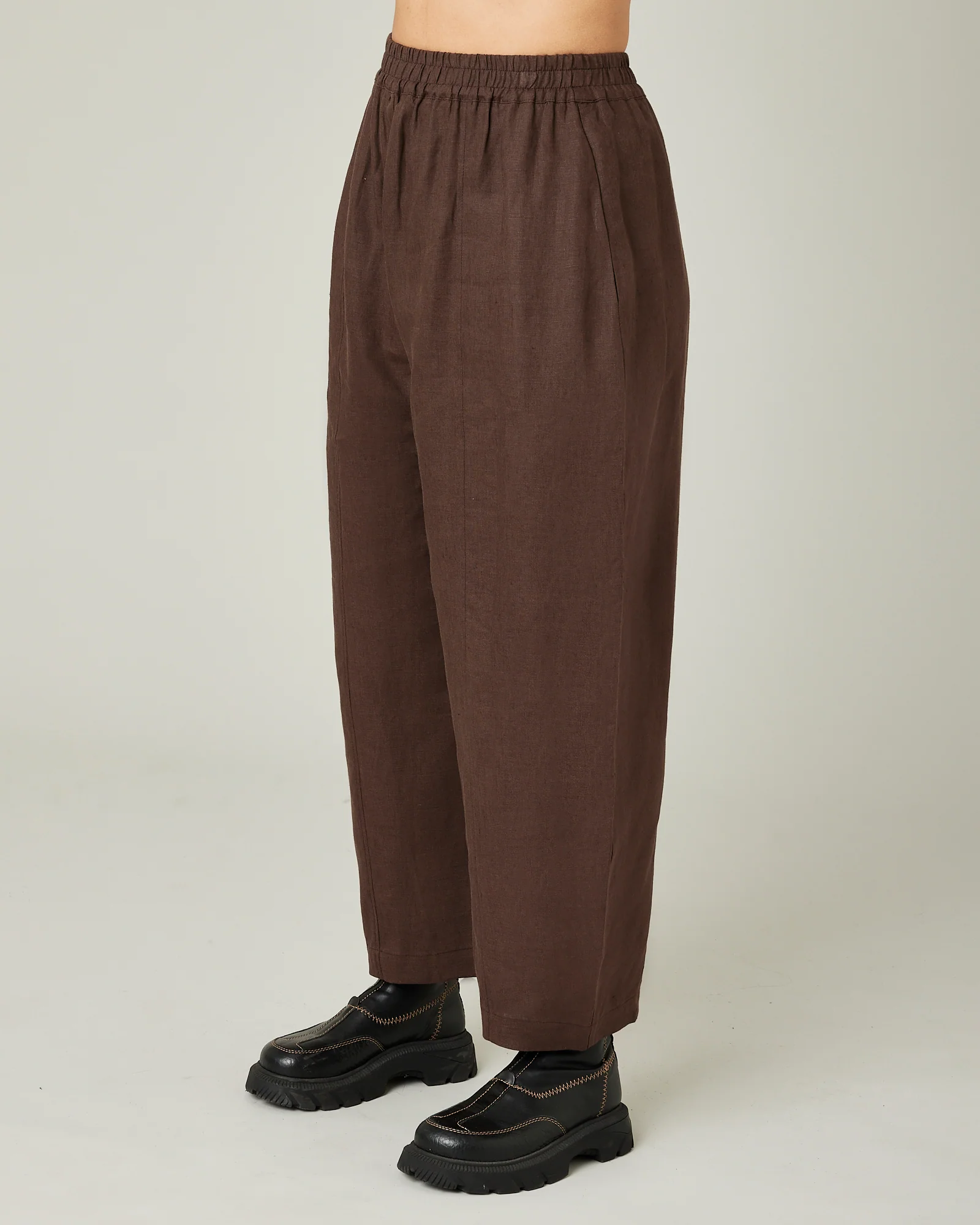 Mabel Chocolate Linen Trousers - Image 2