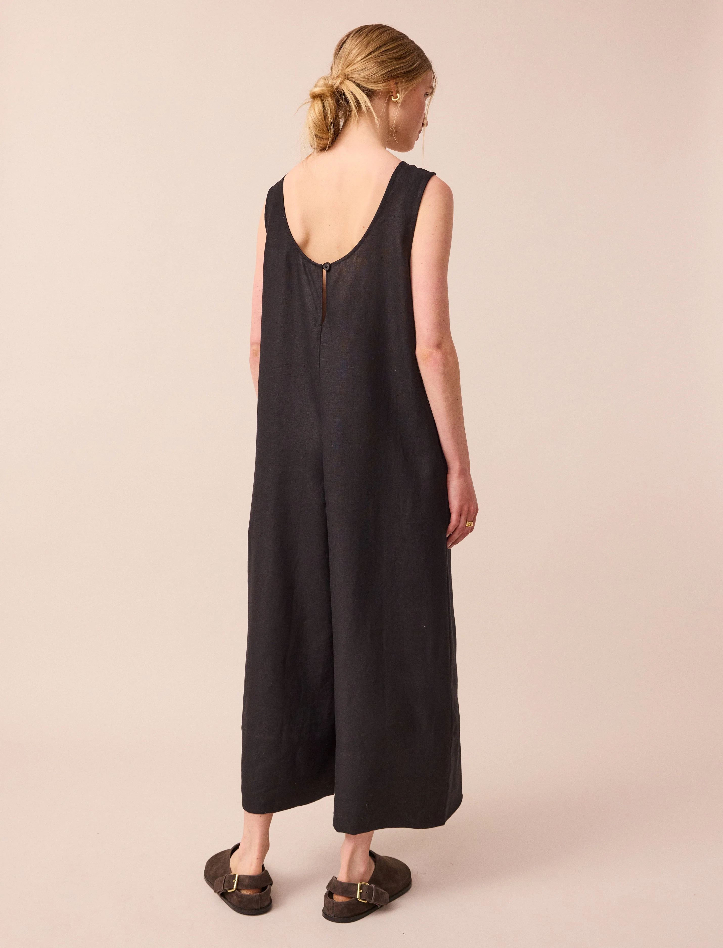 Vivienne Black Linen Jumpsuit - Image 4